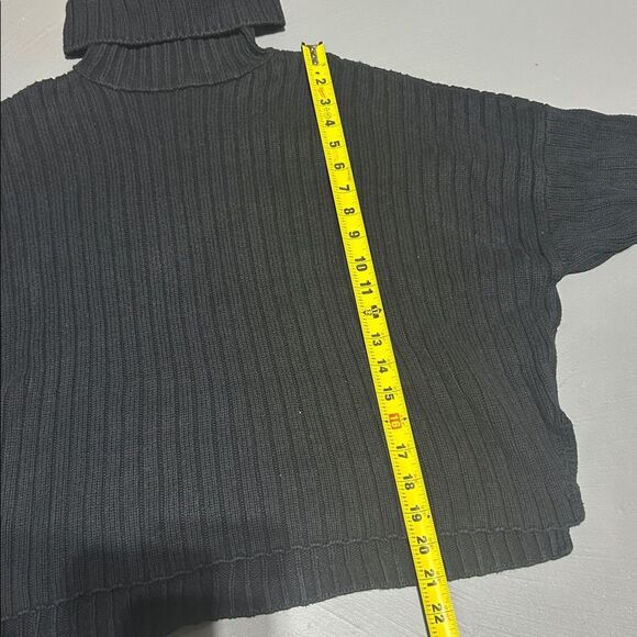 Abercrombie & Fitch Black Turtle Neck Sweater - Picture 10 of 12